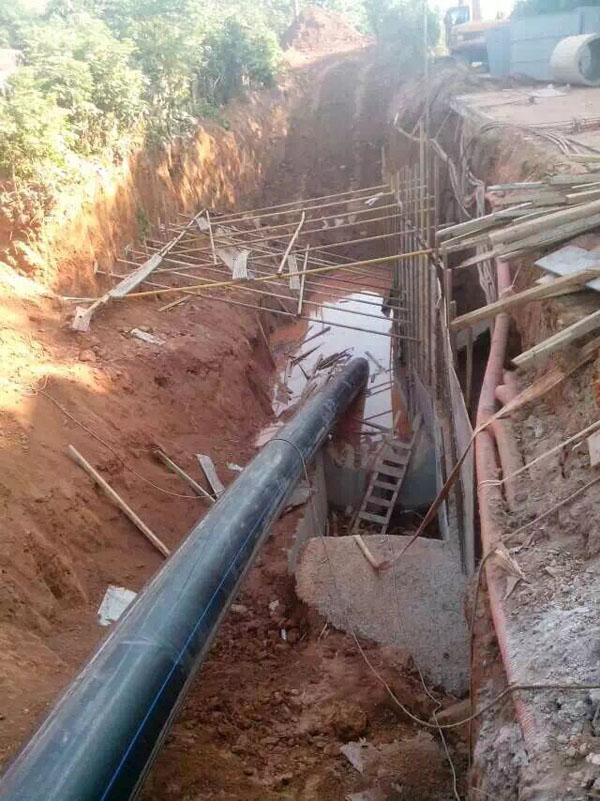 望城桥驿镇政府Ф600mm 污水拉管工程