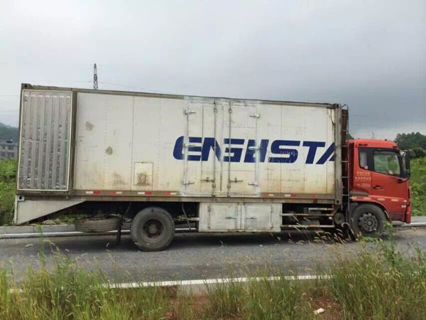 江西地质工程集团电力及给水拉管工程