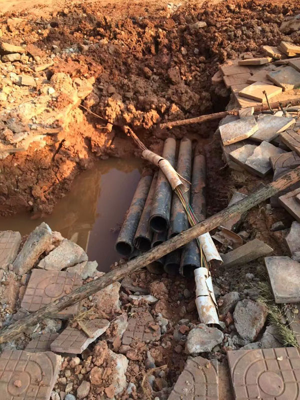 湖南中医药大学9孔Ф110mm 通信拉管工程