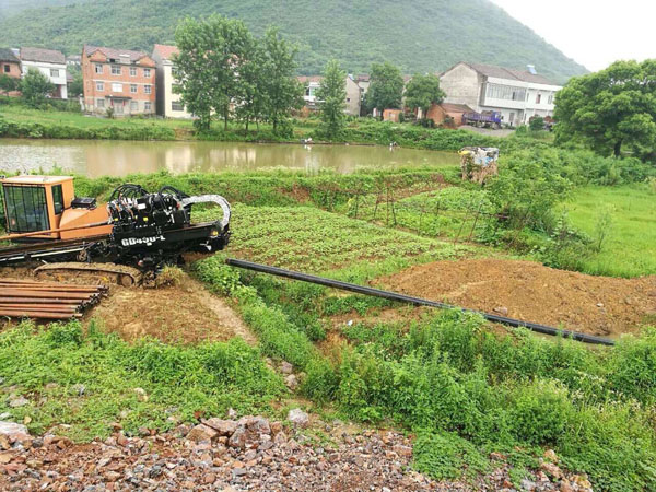 常德Ф315mm 天然气钢管拉管工程