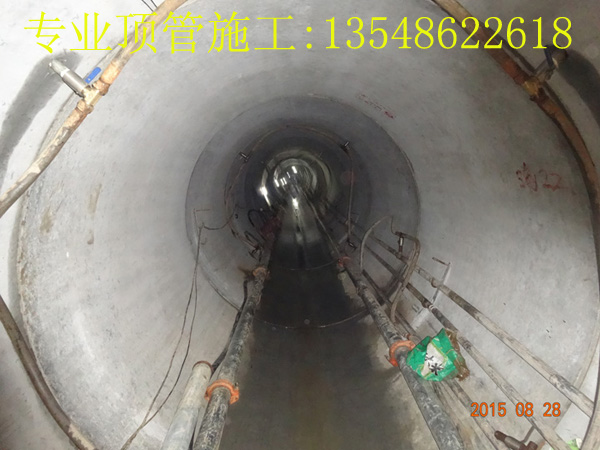 湖南大学天马公寓顶管工程